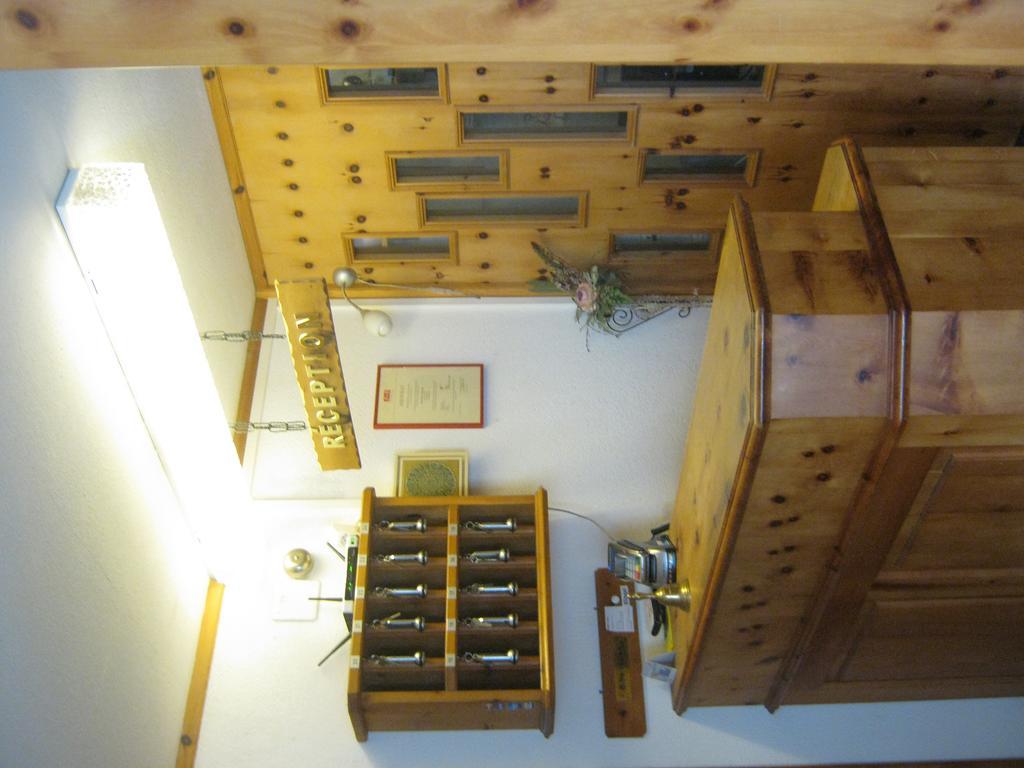 Hotel Garni Ursalina Bad Ragaz Buitenkant foto
