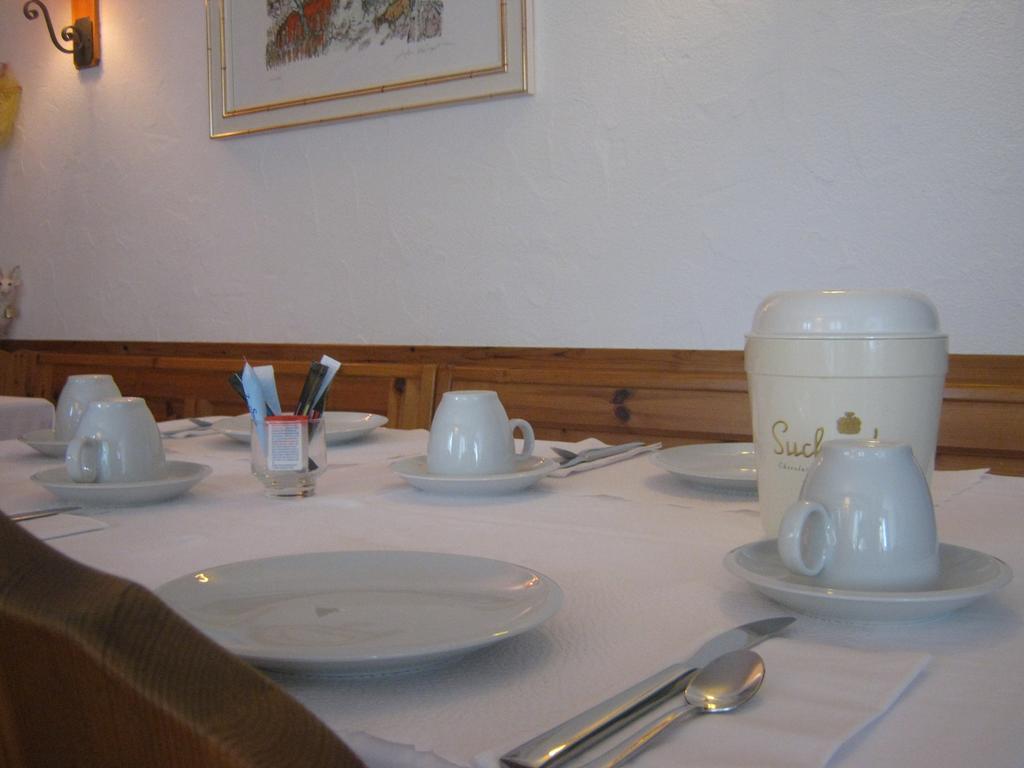 Hotel Garni Ursalina Bad Ragaz Buitenkant foto