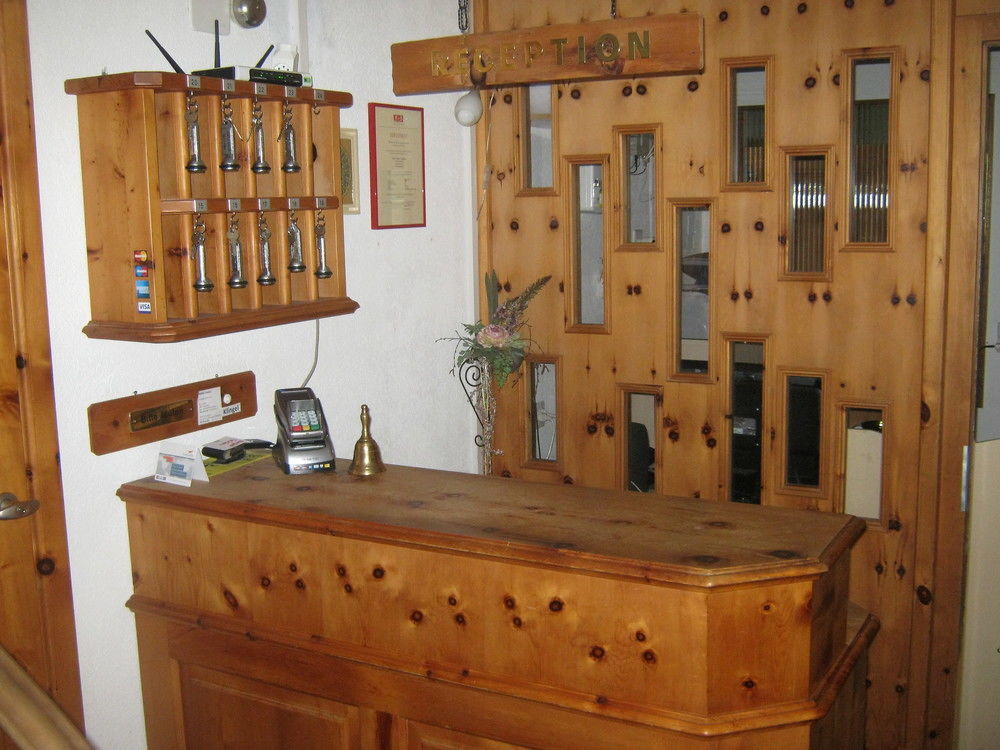 Hotel Garni Ursalina Bad Ragaz Buitenkant foto